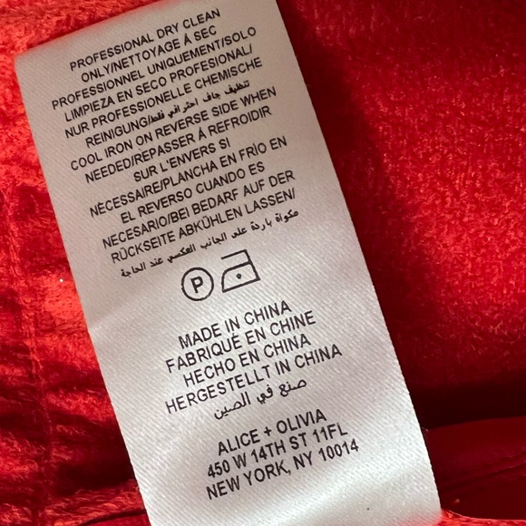 ALICE + OLIVIA Mila red Vegan Leather Deep V Twist-Front Mini Dress 10 - Picture 13 of 15